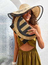 Bolsa de palha Fabi dois tons acabamento de franja aba