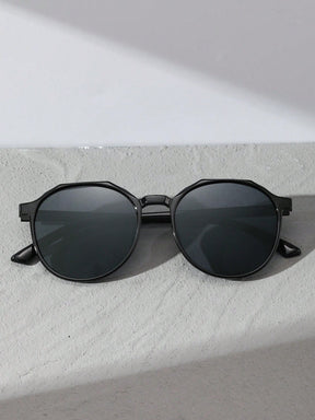  Óculos de Sol Feminino Julia Preto Geométrica Proteção 400 UV