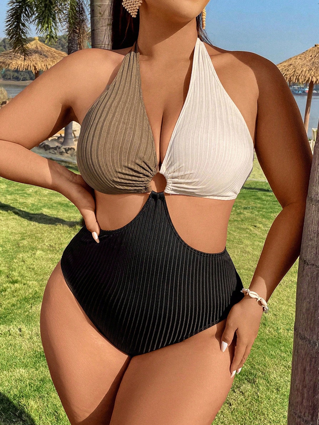 Maiô Feminino Plus Size Gabriele