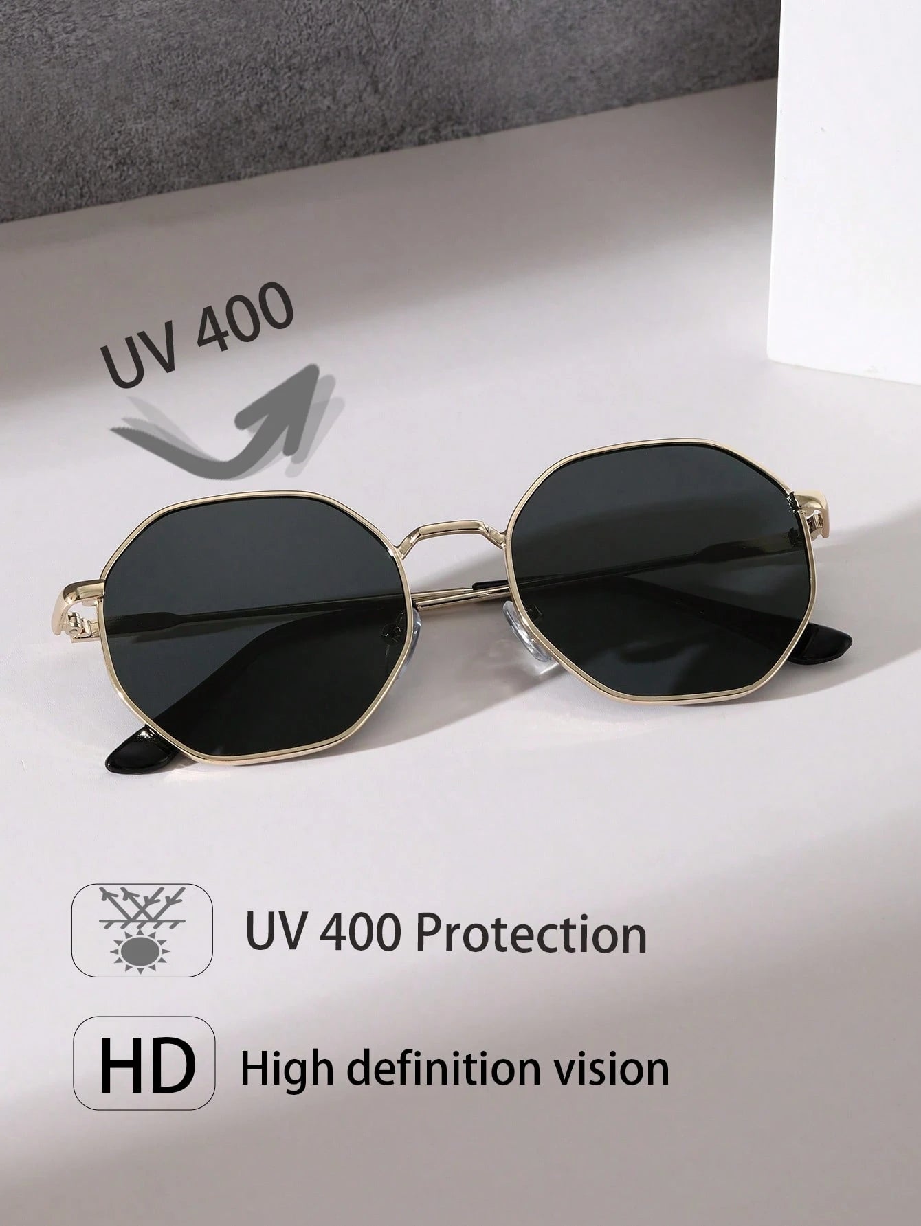  Óculos de Sol Feminino Mavi com Proteção UV de Moldura Geométrica 