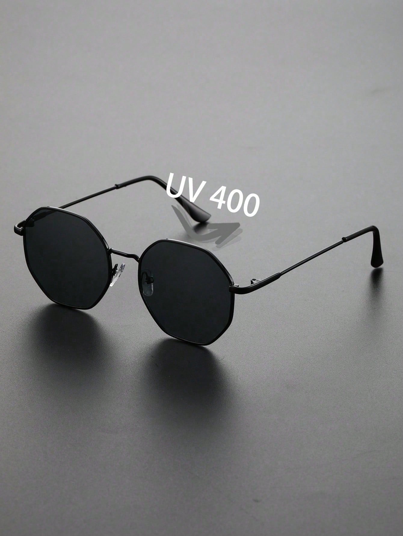  Óculos de Sol Feminino Mavi com Proteção UV de Moldura Geométrica 