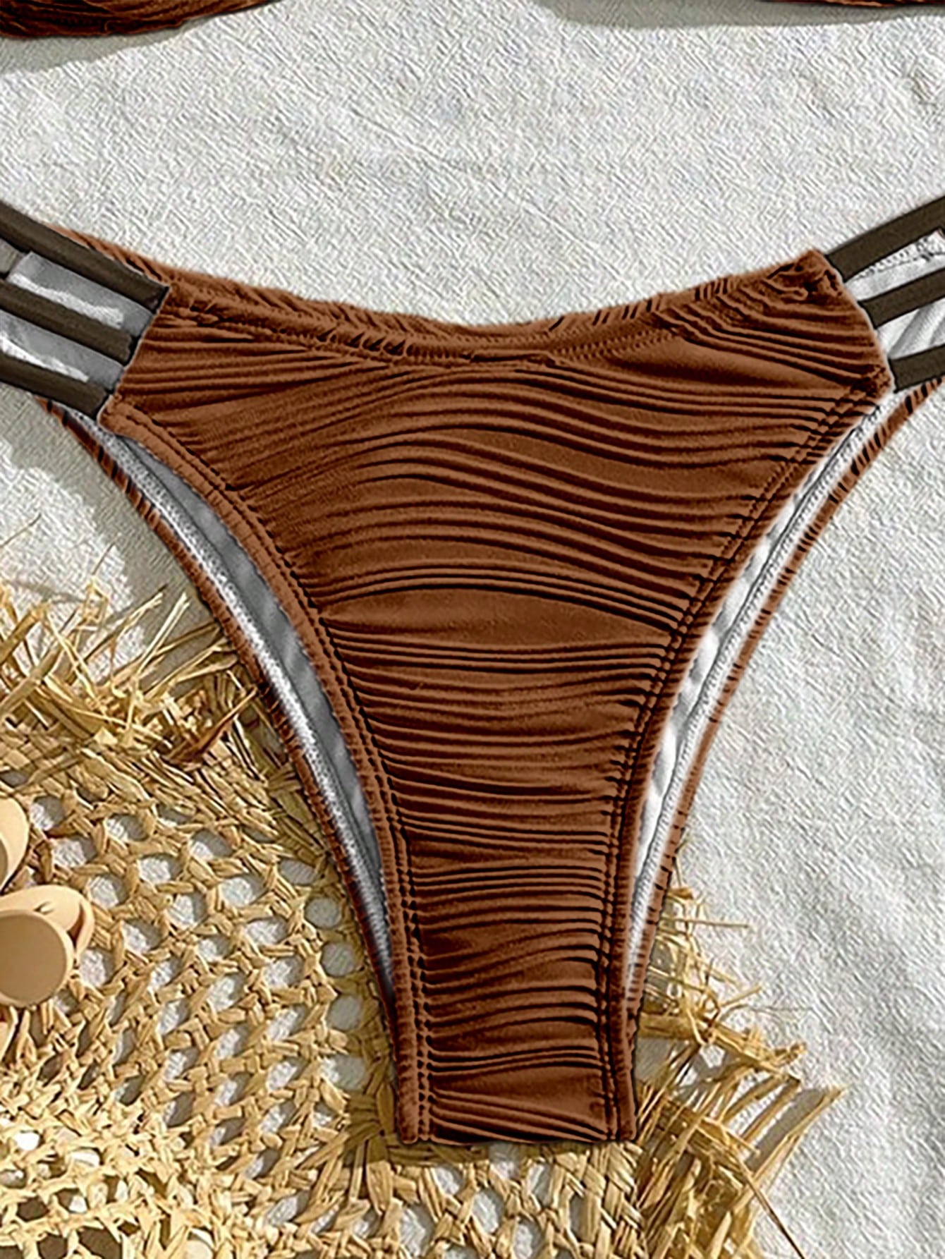  Conjunto de Maiô Bikini Nicole Sensual com Franzidos de 