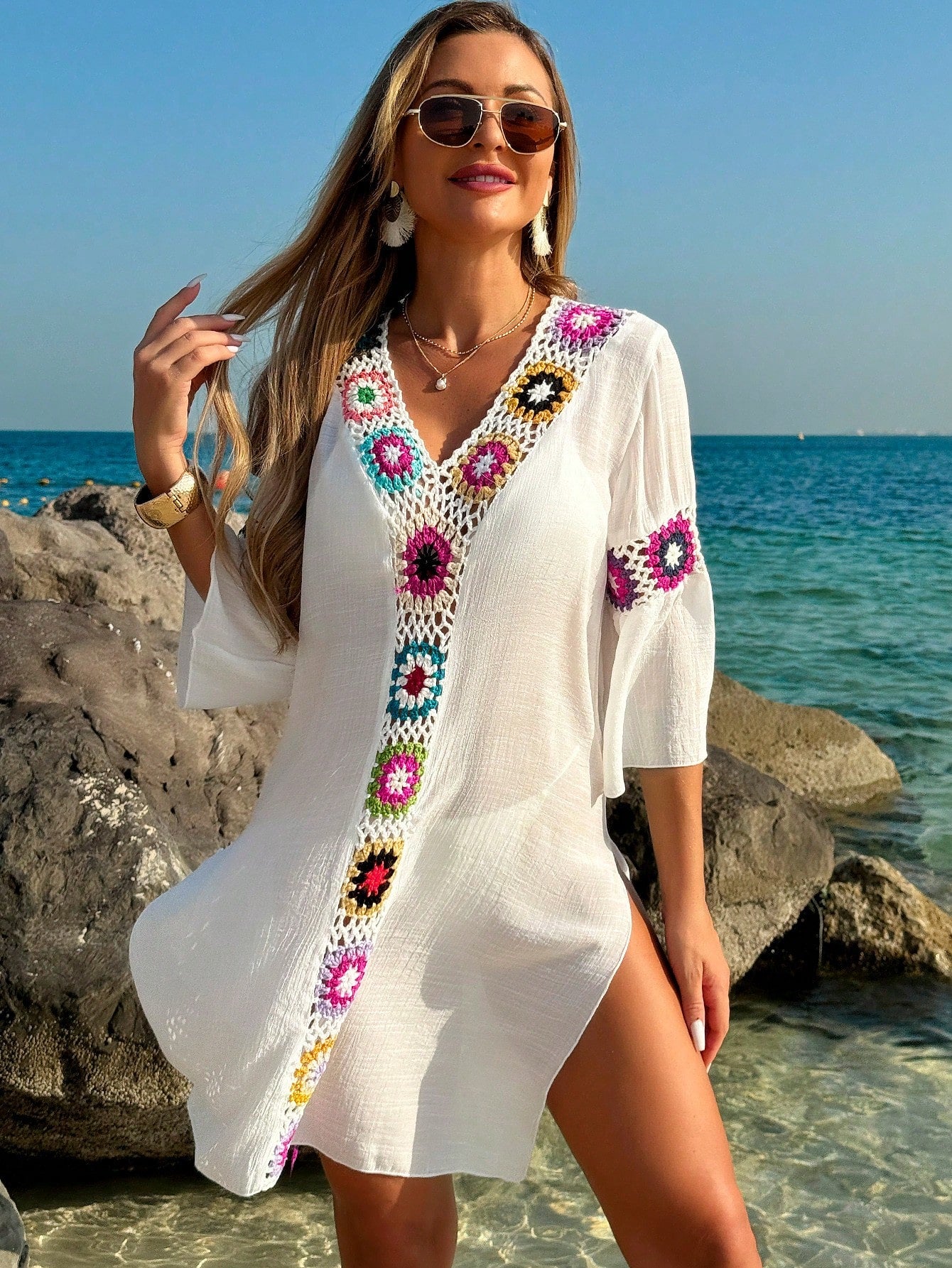Saída de Praia Vestido Casual Folgado com Decote em V, Crochê Floral e Fenda Lateral, Protetor