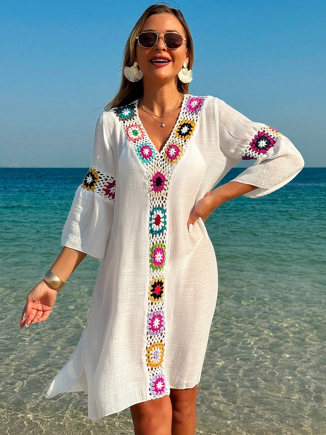 Saída de Praia Vestido Casual Folgado com Decote em V, Crochê Floral e Fenda Lateral, Protetor