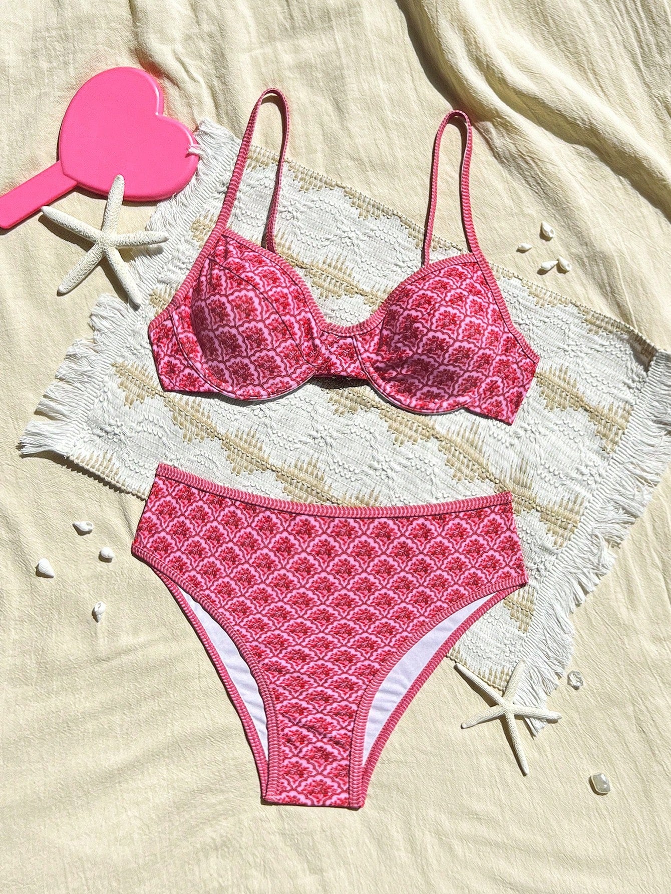  Conjunto de Biquini Daniela de 2 Peças com Alça Ajustável, Fecho Traseiro e Cintura Alta, Estampa Floral 