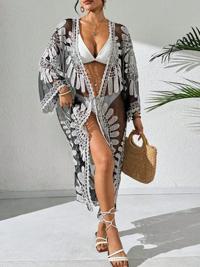 Saída de Praia Quimono Capa Transparente com Estampa Floral de Resort 