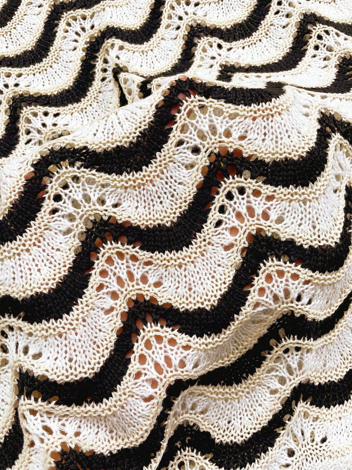 Saída de Praia Vestido Camiseta Mini Transparente Sexy com Recortes Vazados